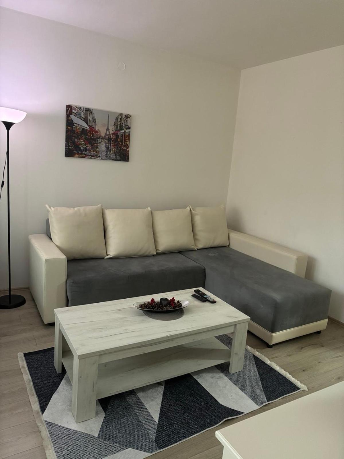 Premium Square Apartment Skopje Eksteriør bilde